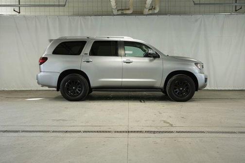 2018 Toyota Sequoia SR5