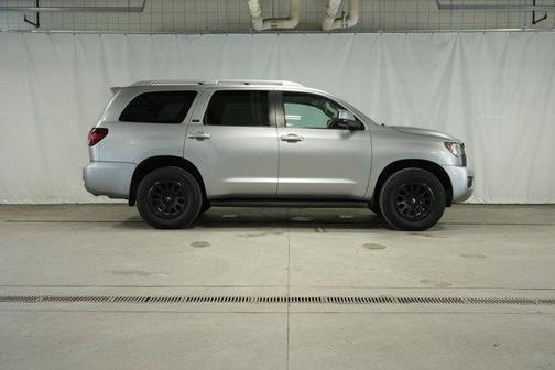 2018 Toyota Sequoia SR5