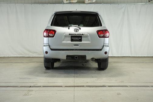 2018 Toyota Sequoia SR5