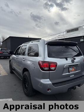 2018 Toyota Sequoia SR5