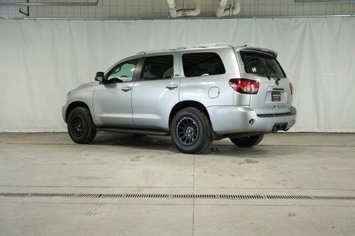 2018 Toyota Sequoia SR5