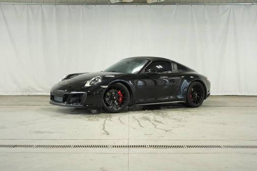 2018 Porsche 911 Targa 4 GTS