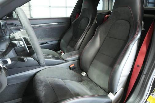 2018 Porsche 911 Targa 4 GTS