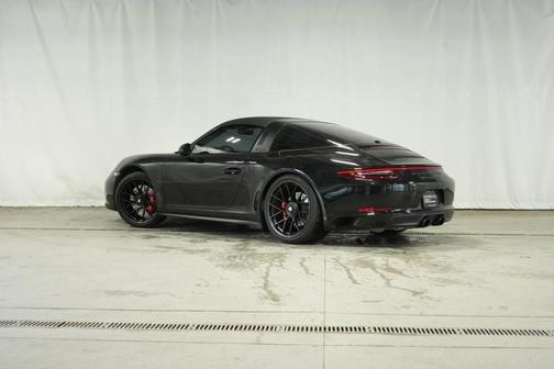 2018 Porsche 911 Targa 4 GTS