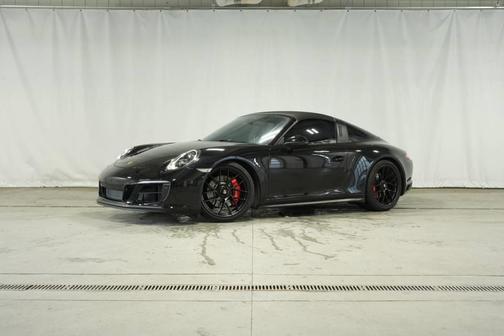 2018 Porsche 911 Targa 4 GTS