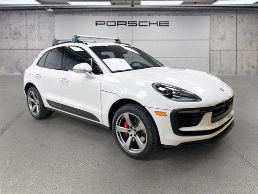 Chalk 2024 Porsche Macan S