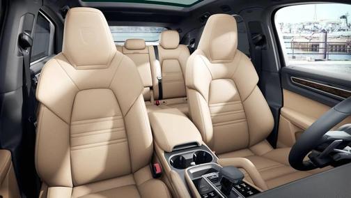 2023 Porsche Cayenne E-Hybrid Coupe
