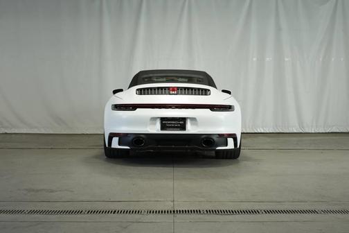2020 Porsche 911 Carrera 4S