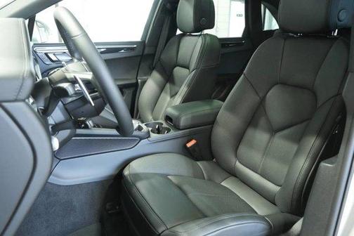 Chalk 2026 Porsche Macan