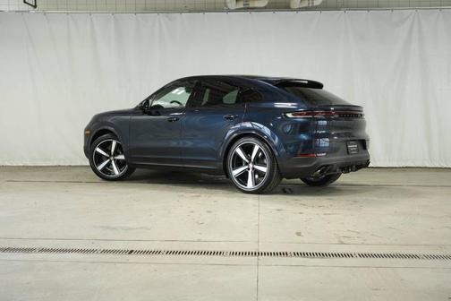 2026 Porsche Cayenne AWD