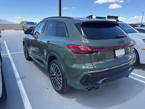 District Green Metallic 2025 Audi SQ5 3.0T quattro Premium