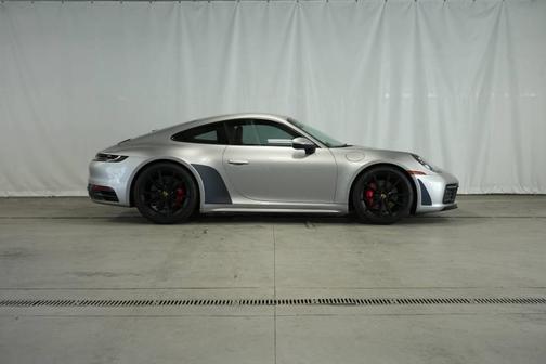 2021 Porsche 911 Carrera 4S