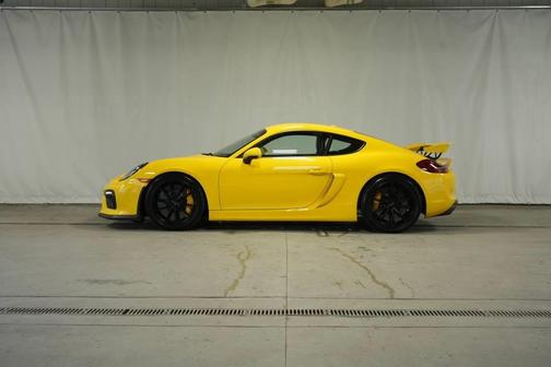 2016 Porsche Cayman GT4