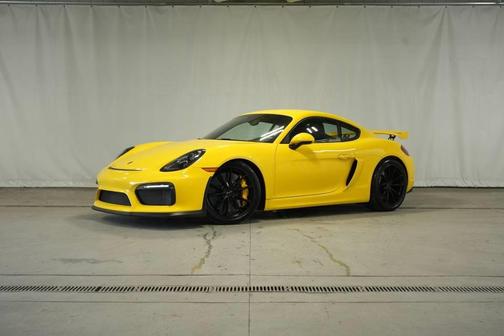 2016 Porsche Cayman GT4