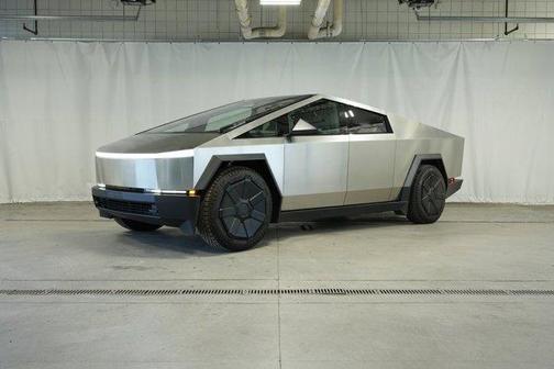 2025 Tesla Cybertruck Cyberbeast