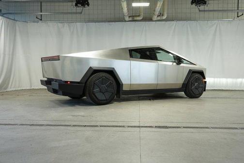 2025 Tesla Cybertruck Cyberbeast