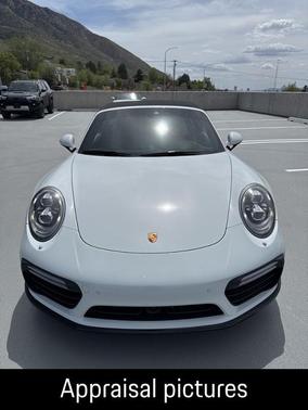 Carrara White Metallic 2017 Porsche 911 Turbo S
