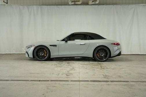 2022 Mercedes-Benz AMG SL 63 Base