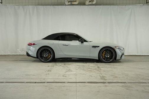 2022 Mercedes-Benz AMG SL 63 Base