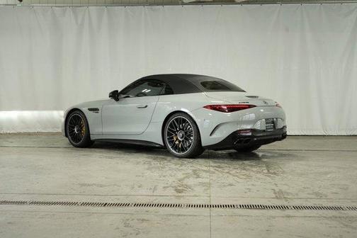 2022 Mercedes-Benz AMG SL 63 Base