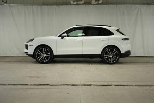 2026 Porsche Cayenne Base