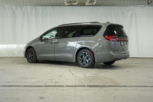 2021 Chrysler Pacifica Hybrid Limited
