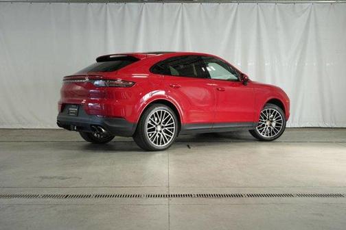 2023 Porsche Cayenne 