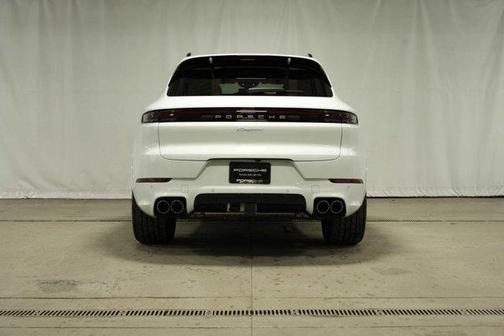 2025 Porsche Cayenne Base