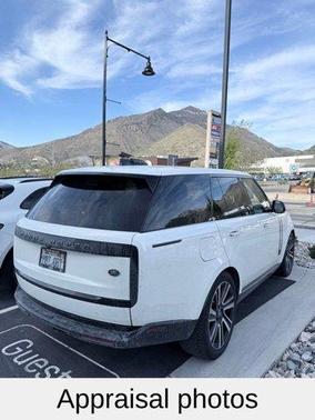 Ostuni Pearl White 2023 Land Rover Range Rover P440e SE