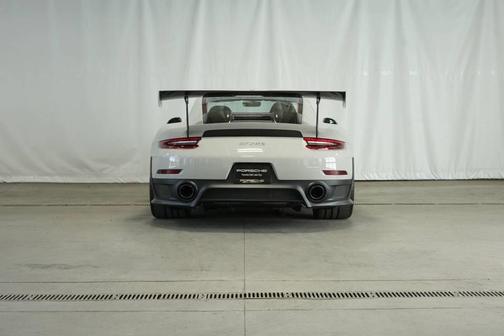 2018 Porsche 911 GT2 RS