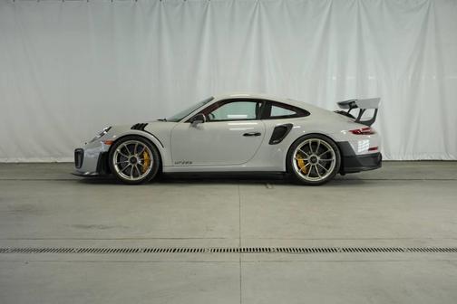 2018 Porsche 911 GT2 RS