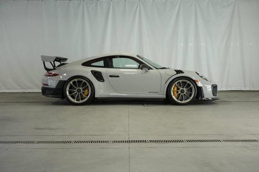2018 Porsche 911 GT2 RS