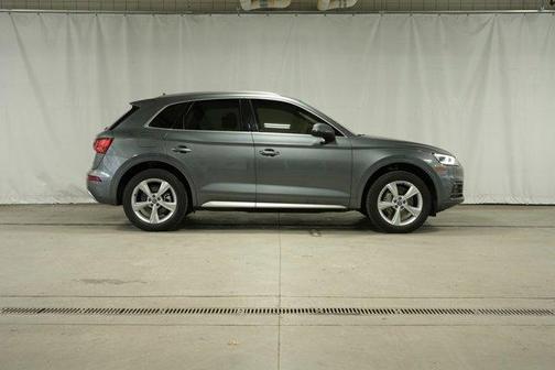 2020 Audi Q5 40 Premium Plus