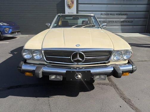 1984 Mercedes-Benz SL-Class 380SL