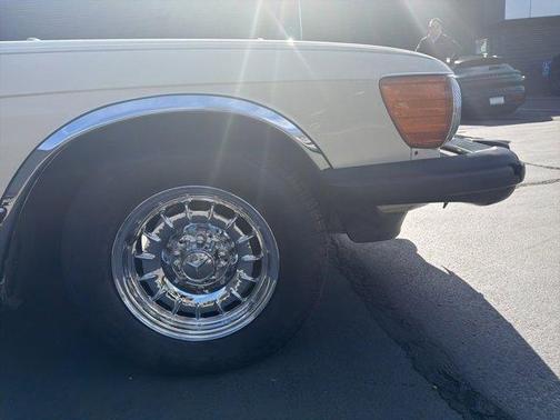 1984 Mercedes-Benz SL-Class 380SL