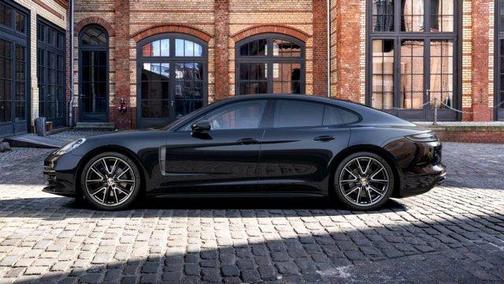 2023 Porsche Panamera 4 Platinum Edition