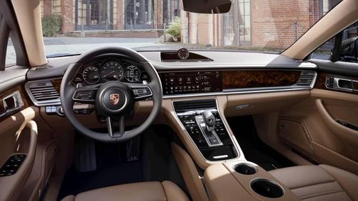 2023 Porsche Panamera 4 Platinum Edition
