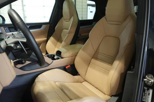 2025 Porsche Cayenne S