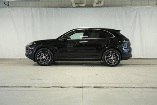 2026 Porsche Cayenne Base