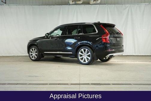 2019 Volvo XC90 T6 Inscription