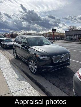 2019 Volvo XC90 T6 Inscription