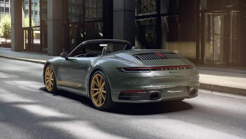 2022 Porsche 911 Carrera 4