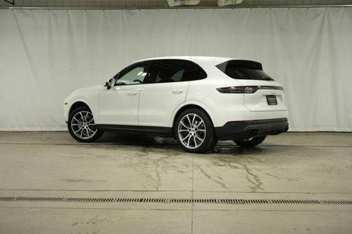 2023 Porsche Cayenne 