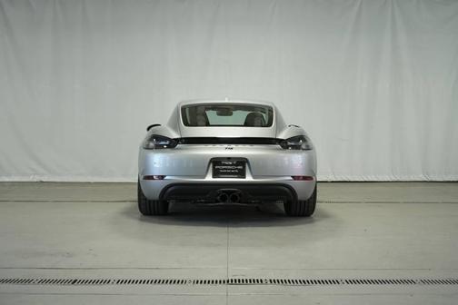 2024 Porsche 718 Cayman Style Edition