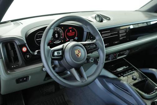 2025 Porsche Cayenne Base