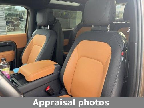 2024 Land Rover Defender P400 X-Dynamic SE