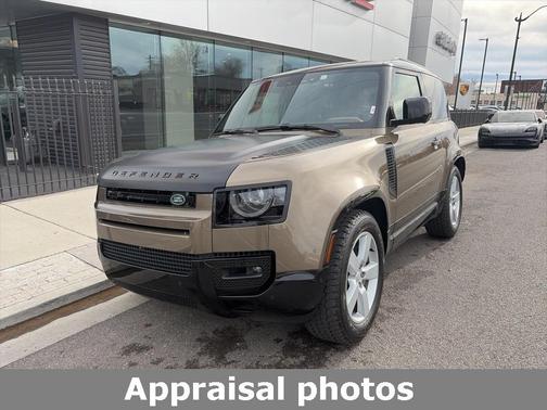 2024 Land Rover Defender P400 X-Dynamic SE