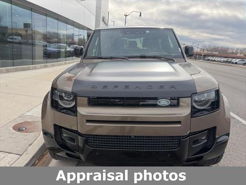 2024 Land Rover Defender P400 X-Dynamic SE