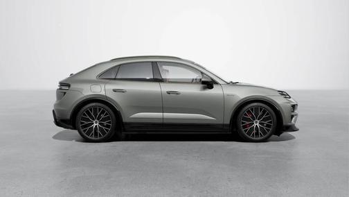 2025 Porsche Macan Turbo