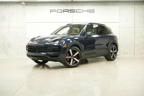 Blue Metallic 2026 Porsche Cayenne Base